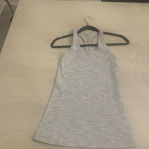 Lululemon tank/gray/size 4